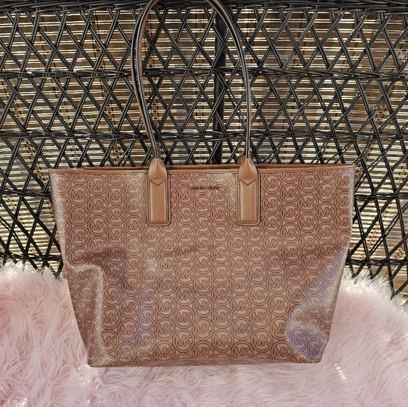 MICHAEL Michael Kors Handbags - Michael kors large brown logo tote bag